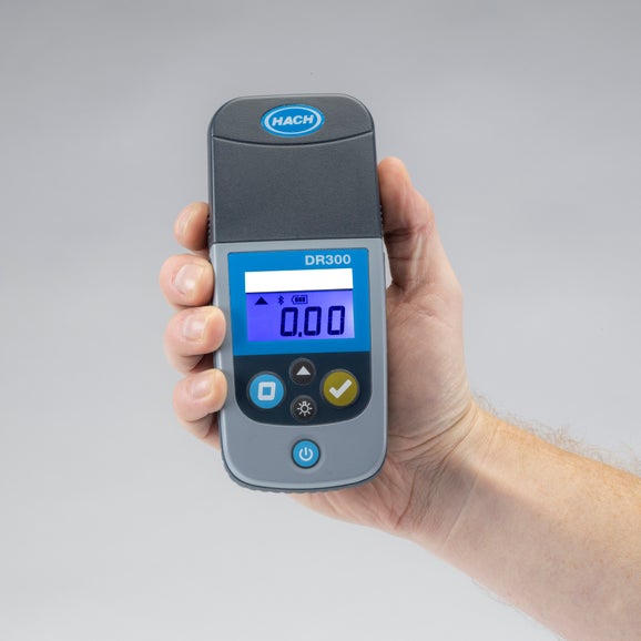 DR300 Pocket Colorimeter, Manganese, HR, with Box