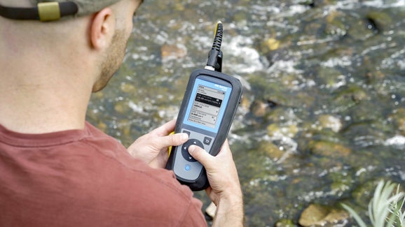 HQ1130 Portable Dissolved Oxygen Meter with Rugged Field Dissolved Oxygen Electrode, 5 m Cable