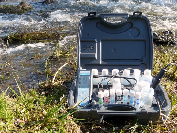 Sension+ MM150 Portable Multi-Parameter meter, Field Kit with Multi Sensor for pH, ORP, Conductivity and TDS
