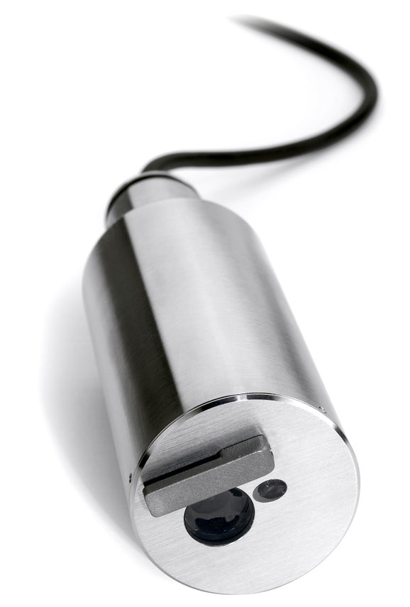 Solitax sc immersion probe with wiper for sludge concentration measurement
