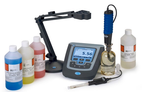 HQ440D Water Quality Laboratory Biochemical Oxygen Demand (BOD) and pH Meter Package with LBOD101 Sensor and PHC301 Electrode