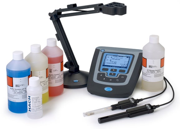 HQ440d Benchtop Meter Package for Pure Water Applications with PHC281 pH Ultra Electrode and CDC401 Conductivity Cell