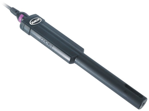 Digital 4-pole conductivity cell with a temperature sensor